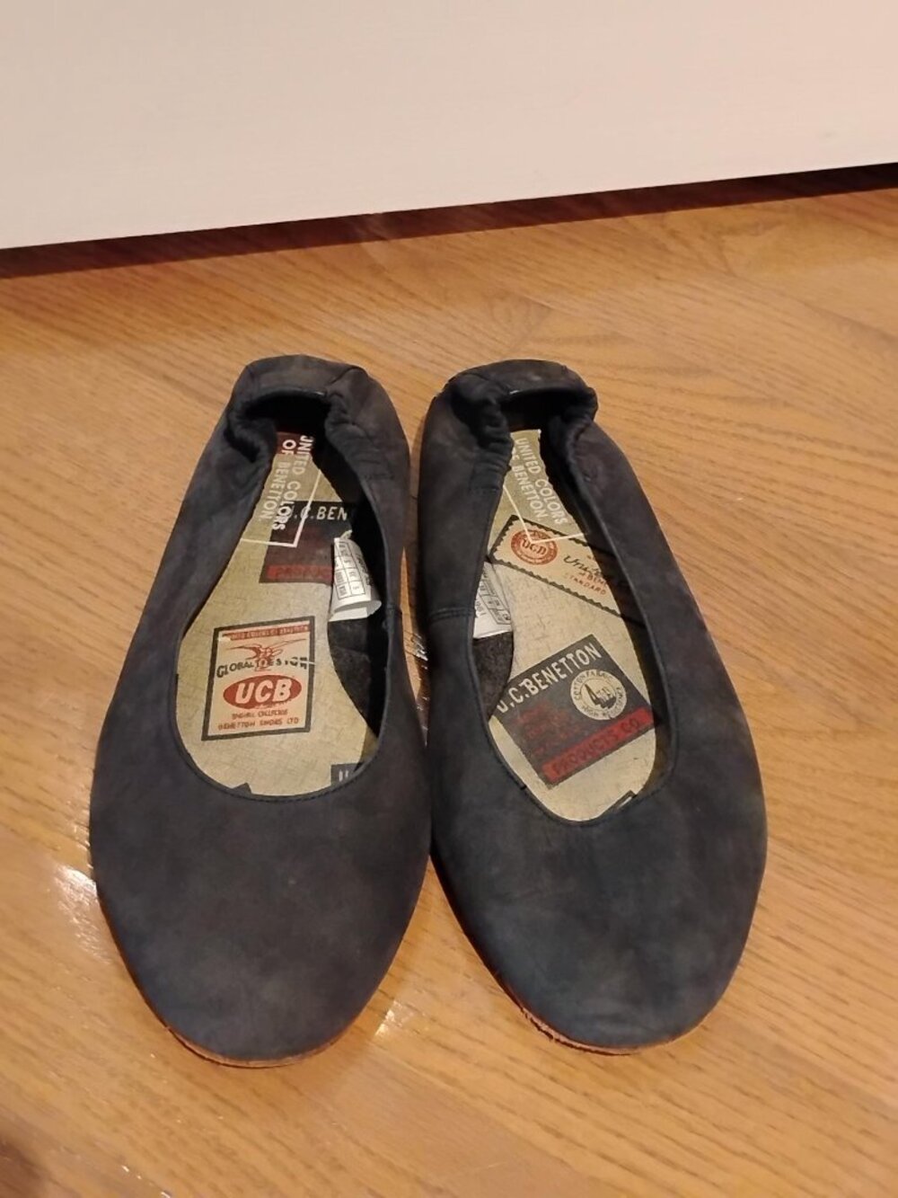 United Color of Benetton Vintage Navy Blue Flats-Size 8